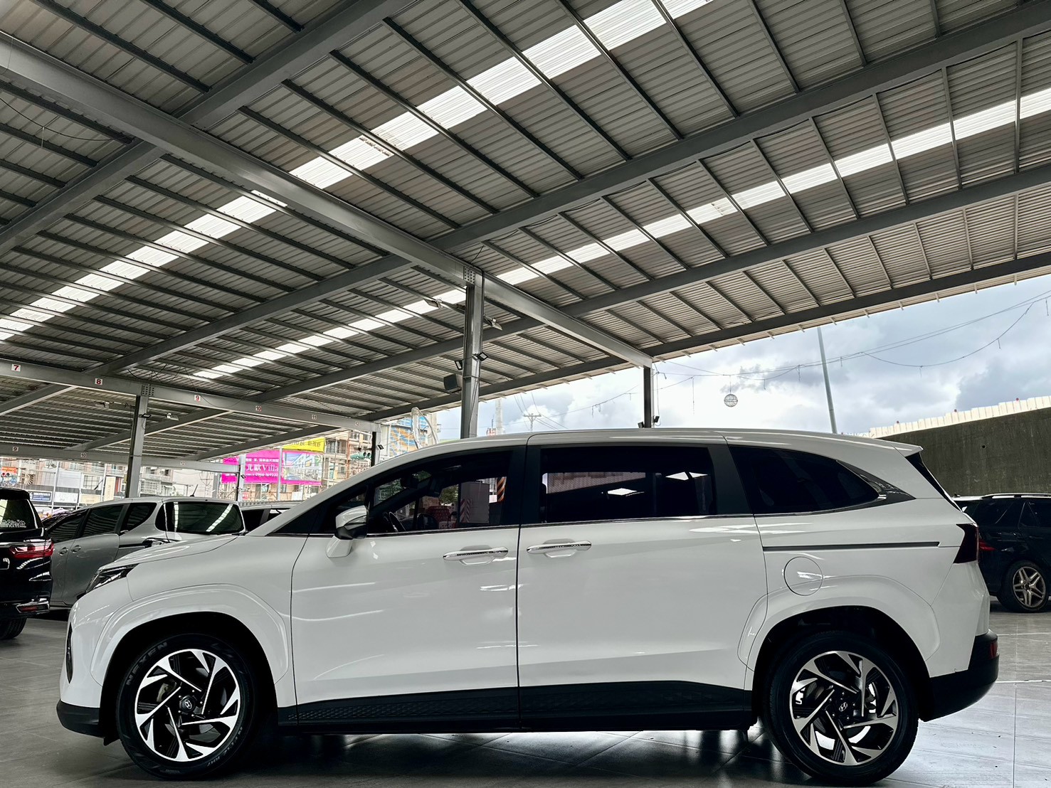 富祥汽車 HYUNDAI/現代 CUSTIN:圖片 15
