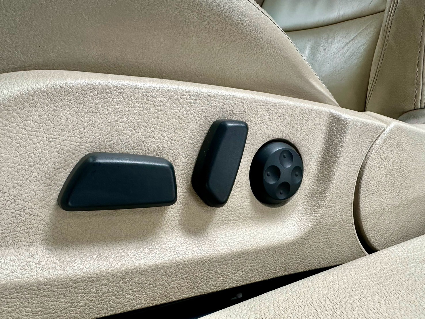 富祥汽車 VOLKSWAGEN/福斯 EOS:圖片 7