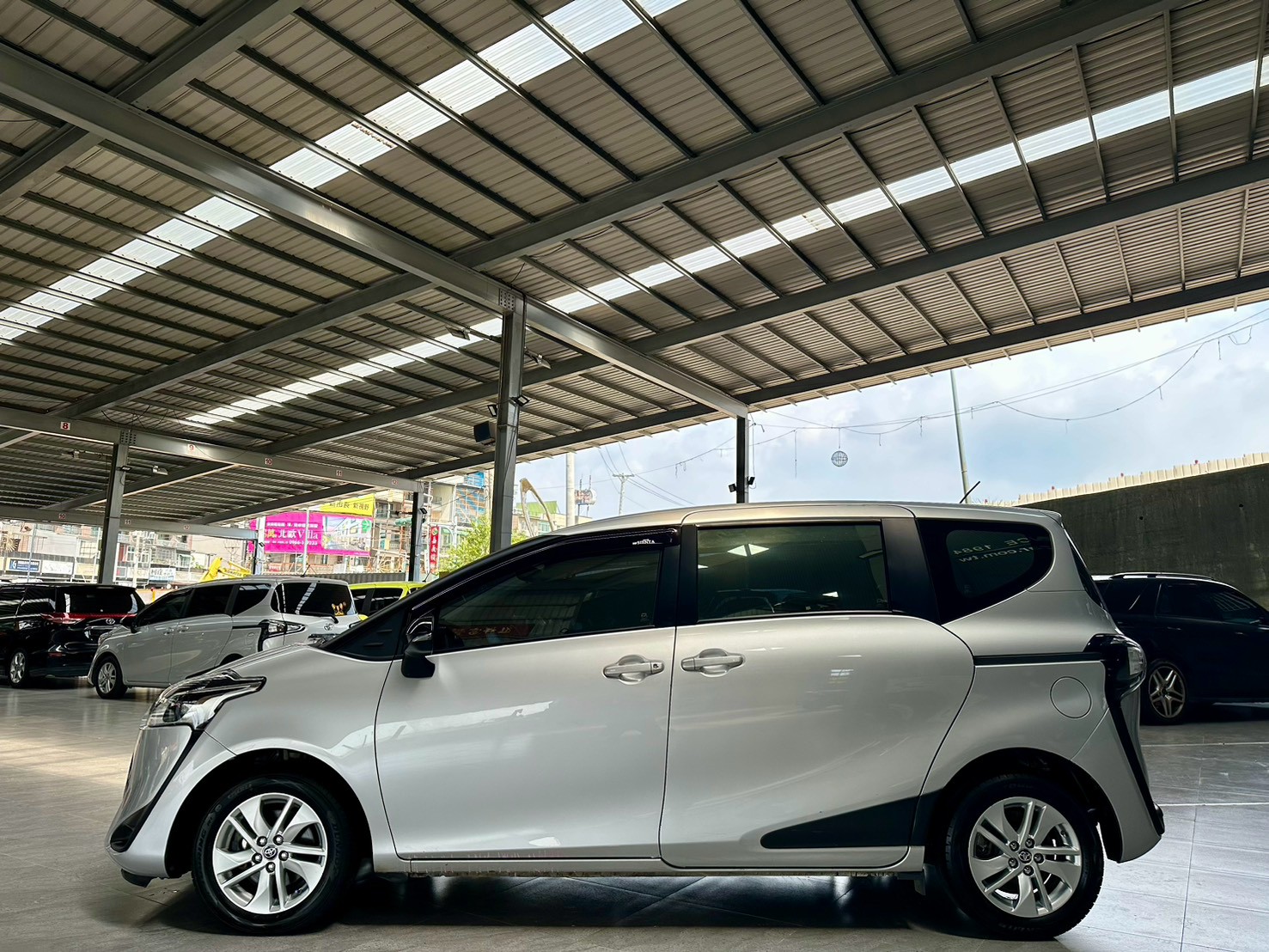 富祥汽車 TOYOTA/豐田 SIENTA:圖片 13