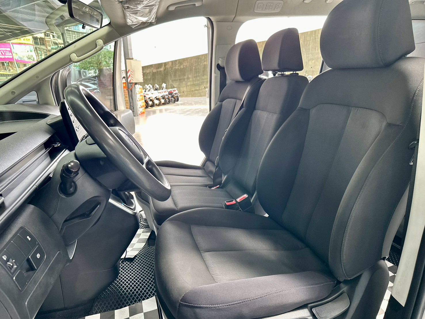 富祥汽車 HYUNDAI/現代 STARIA:圖片 17